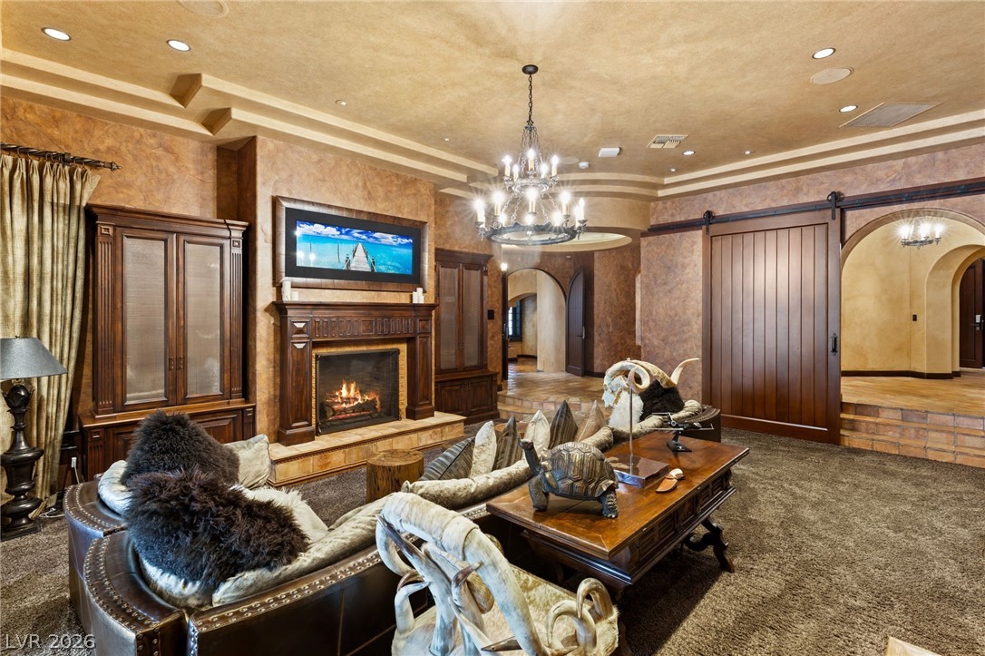 2768900 Property Photo 21