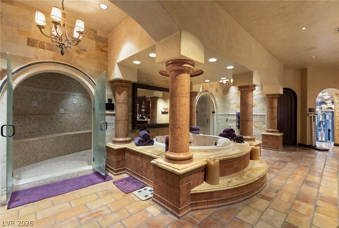2768900 Property Photo 25