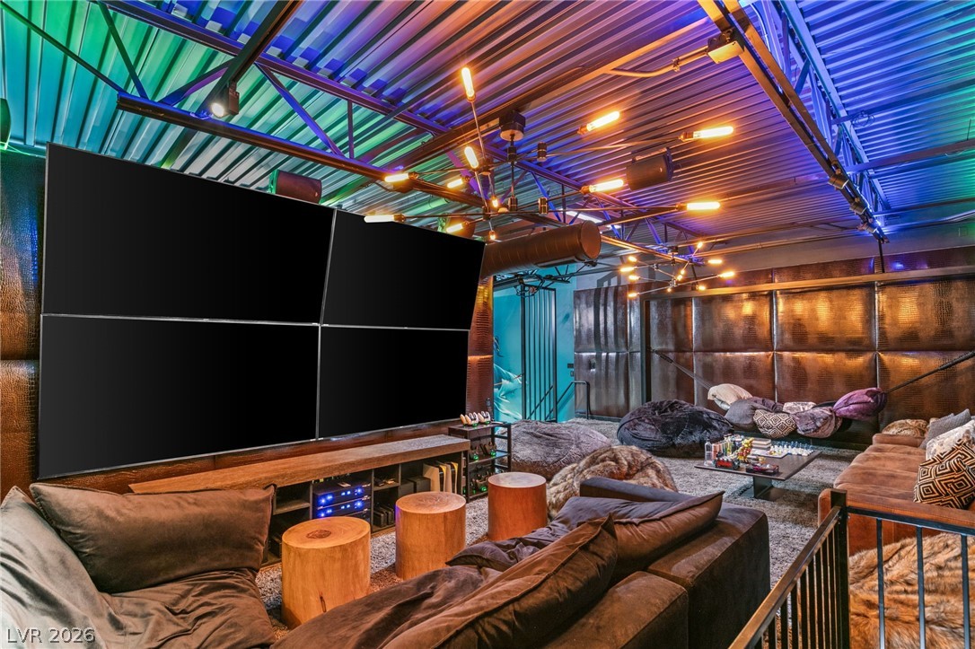2768900 Property Photo 49