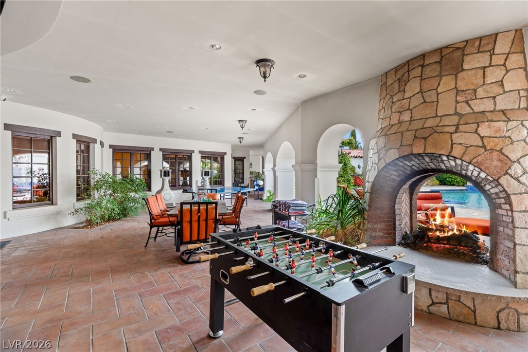 2768900 Property Photo 56
