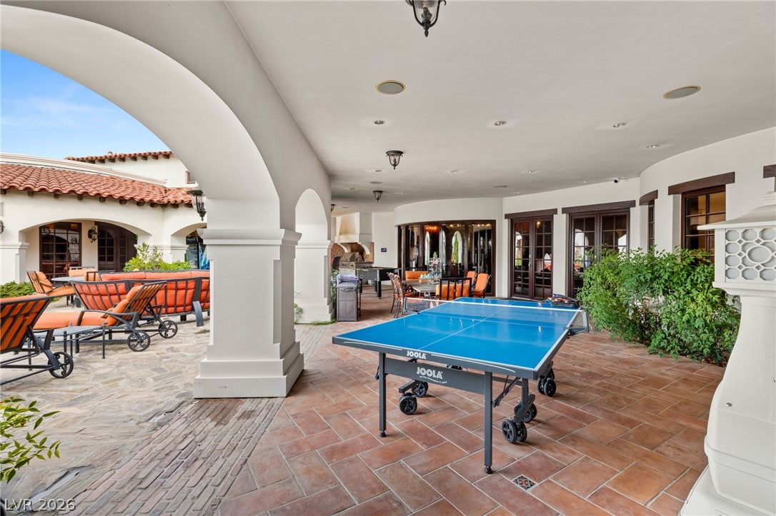 2768900 Property Photo 57