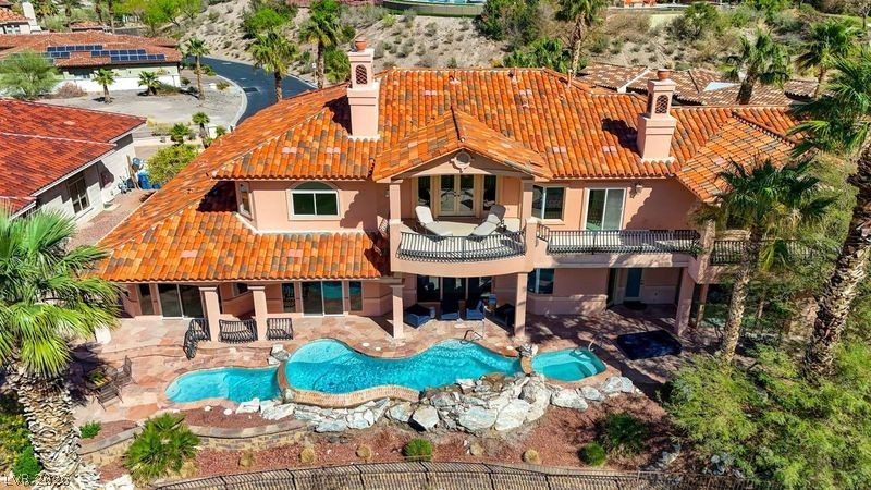 2 Camino Barcelona Place Property Photo 84