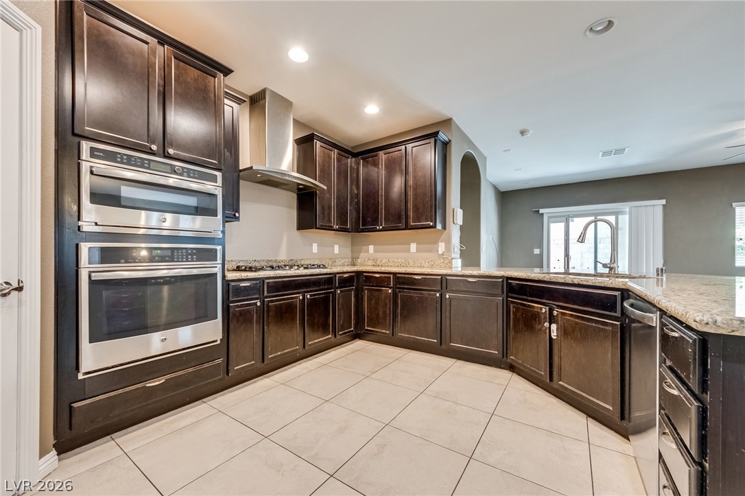 8113 Crushed Velvet Place Property Photo 17