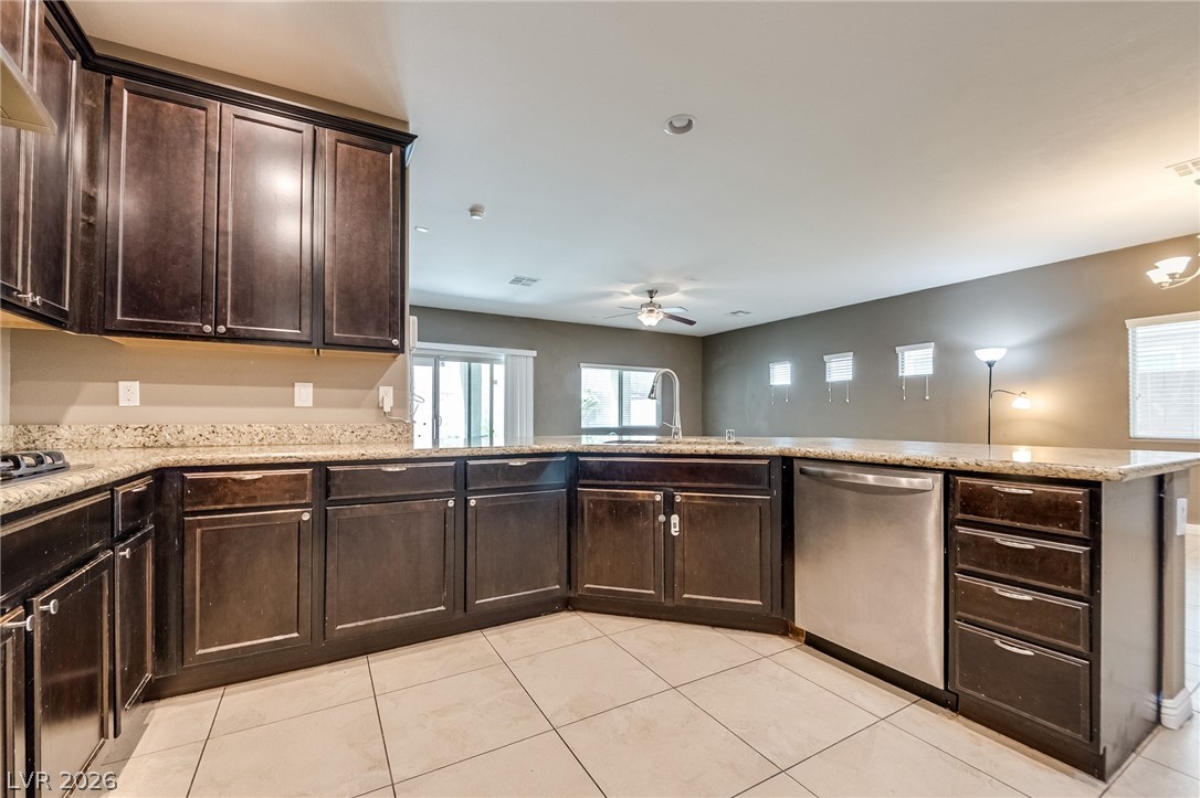 8113 Crushed Velvet Place Property Photo 18