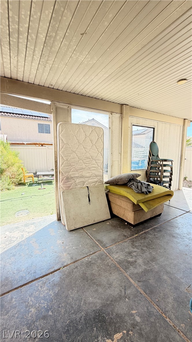 5905 Clover Canyon Lane Property Photo 5