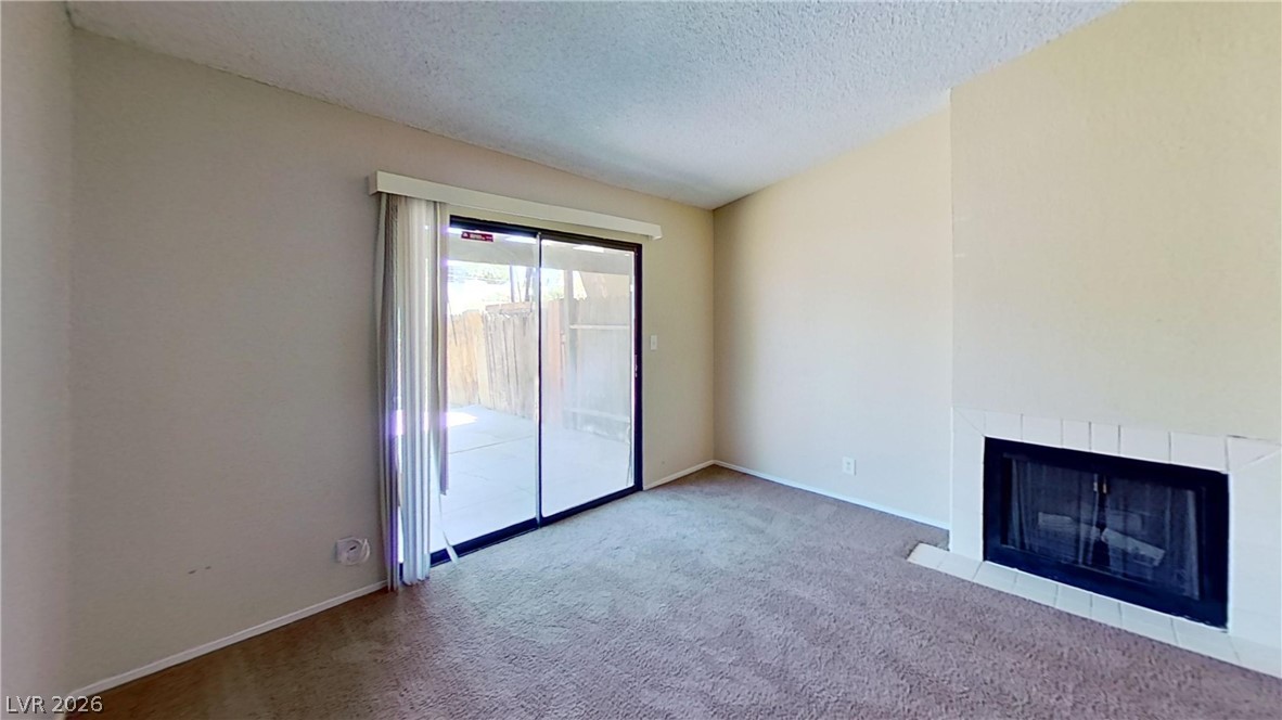 1569 Hialeah Drive Property Photo 6
