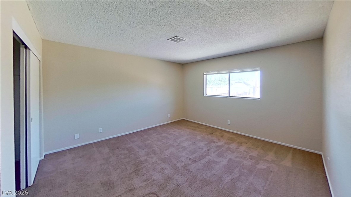 1569 Hialeah Drive Property Photo 8