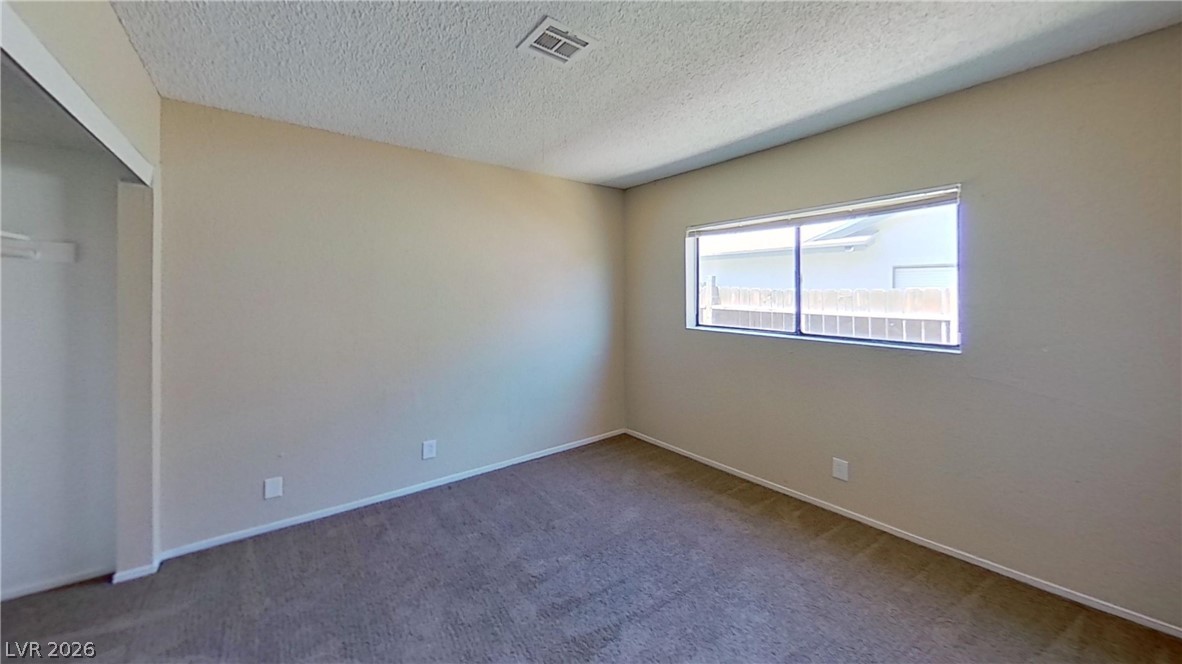 1569 Hialeah Drive Property Photo 14