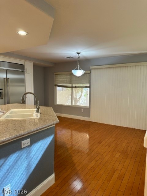 3920 Larkcrest Street Property Photo 6