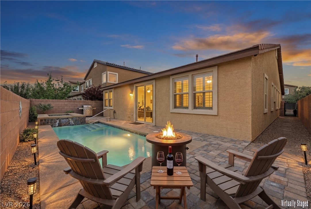 6158 Hays Cove Court Property Photo 4