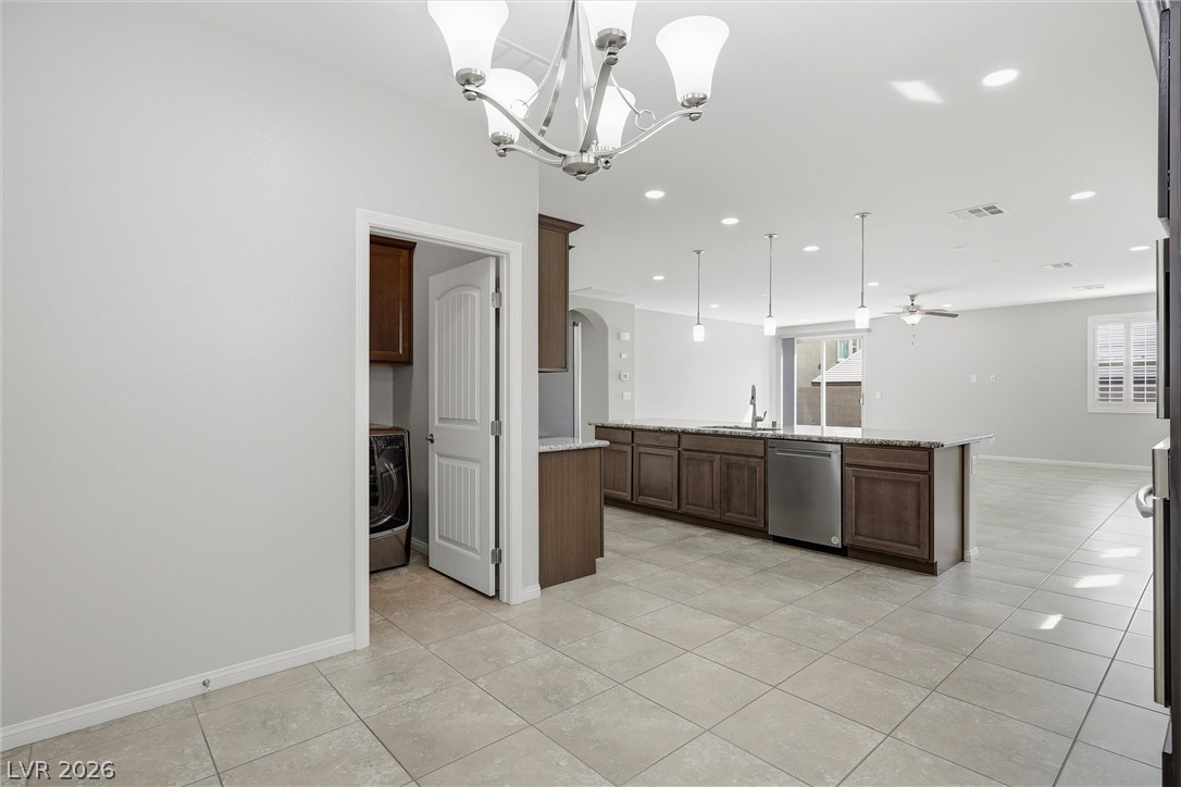 6158 Hays Cove Court Property Photo 12