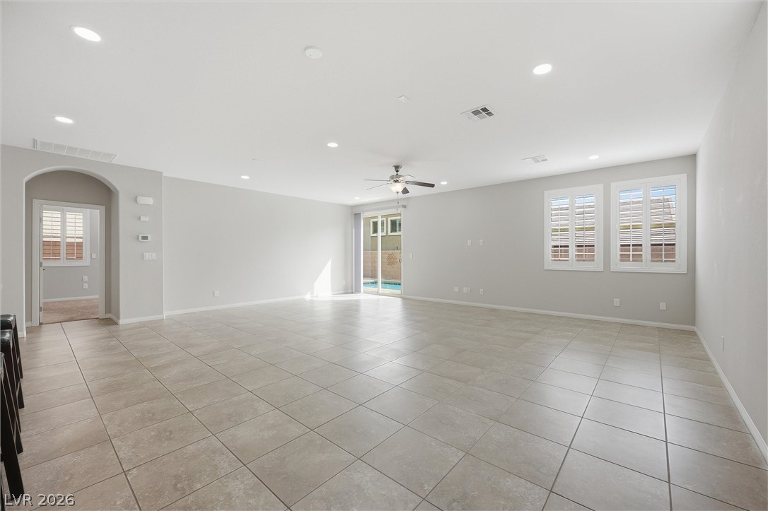 6158 Hays Cove Court Property Photo 14
