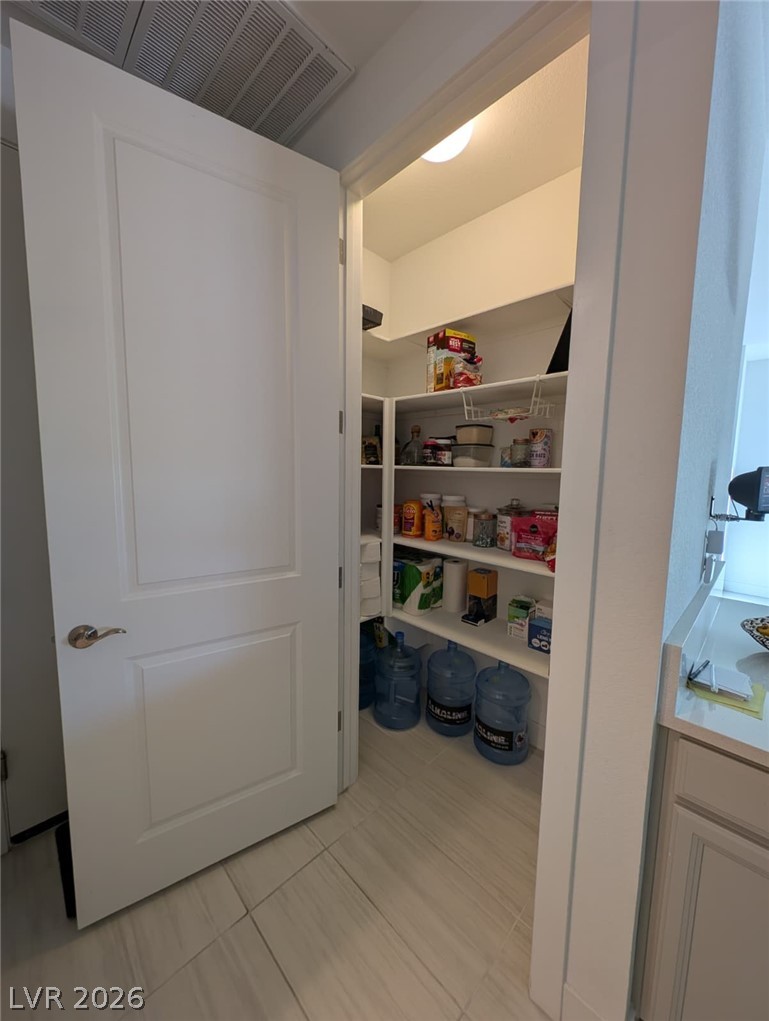 6611 Summershade Street Property Photo 13