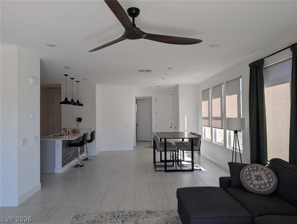 6611 Summershade Street Property Photo 14