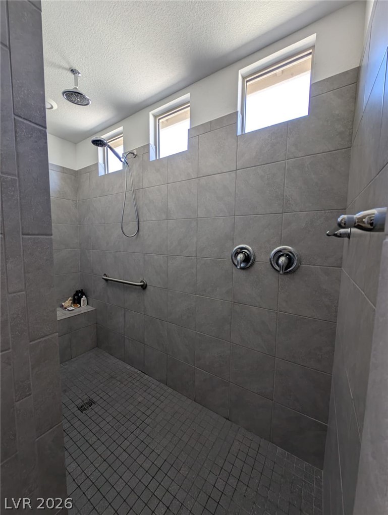 6611 Summershade Street Property Photo 19