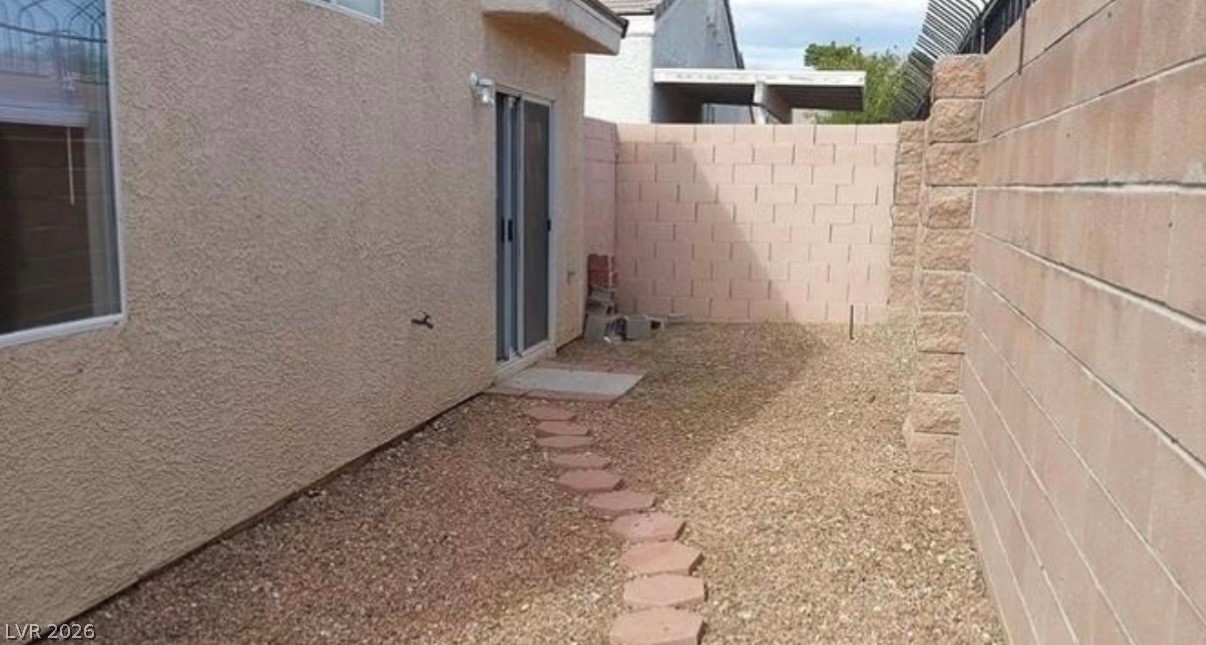 2100 Fred Brown Drive Property Photo 18