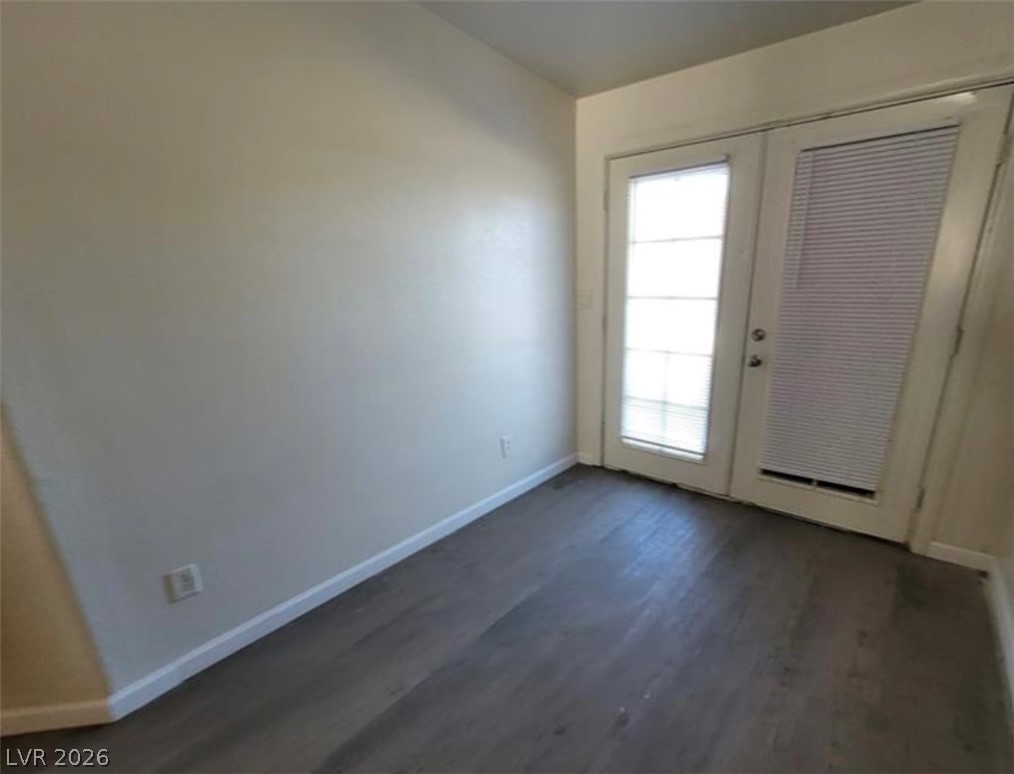 4928 East Monroe Avenue Property Photo 6