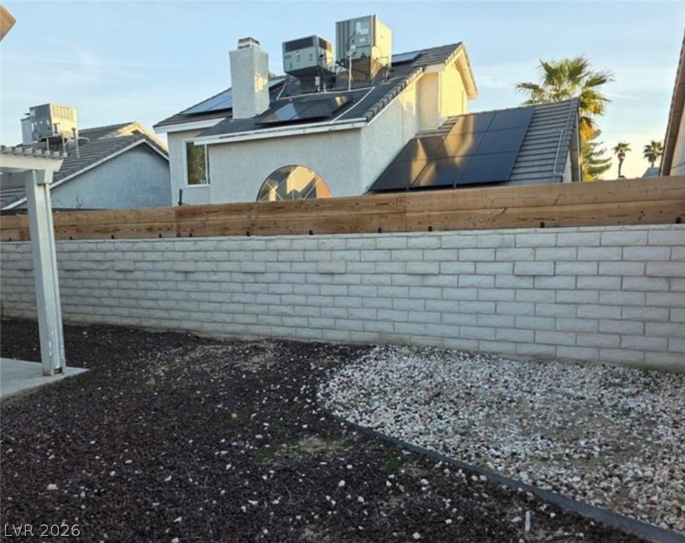 6561 Avon Court Property Photo 4