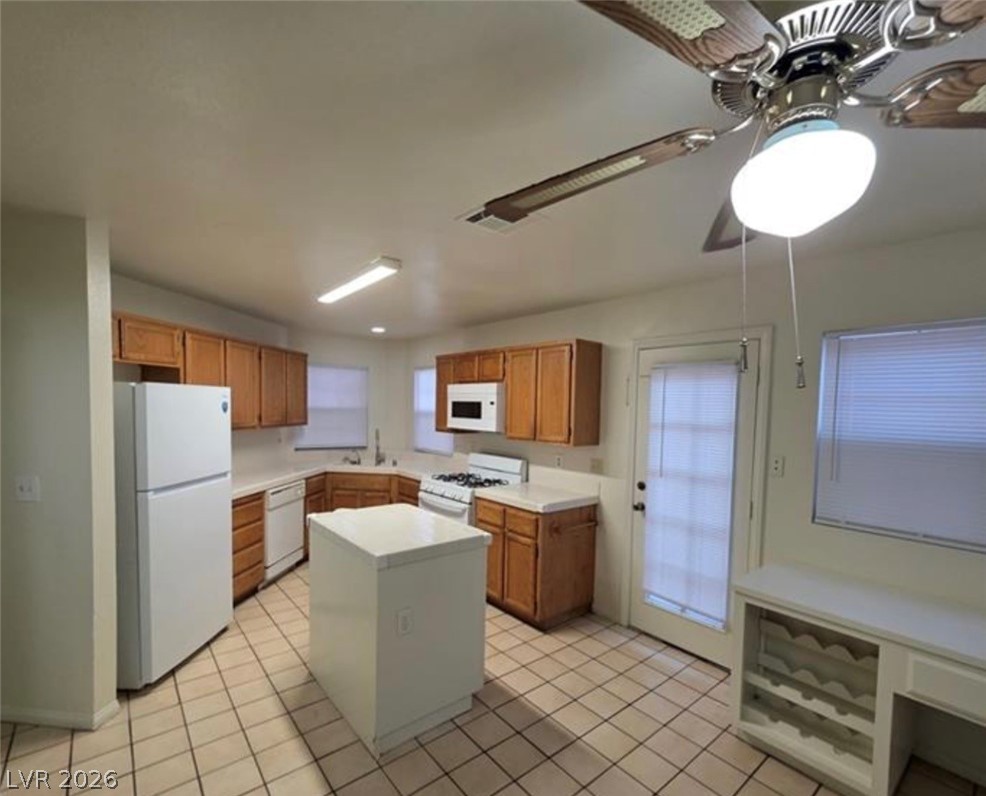 6561 Avon Court Property Photo 10