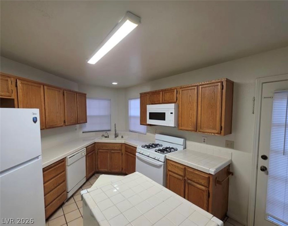 6561 Avon Court Property Photo 13