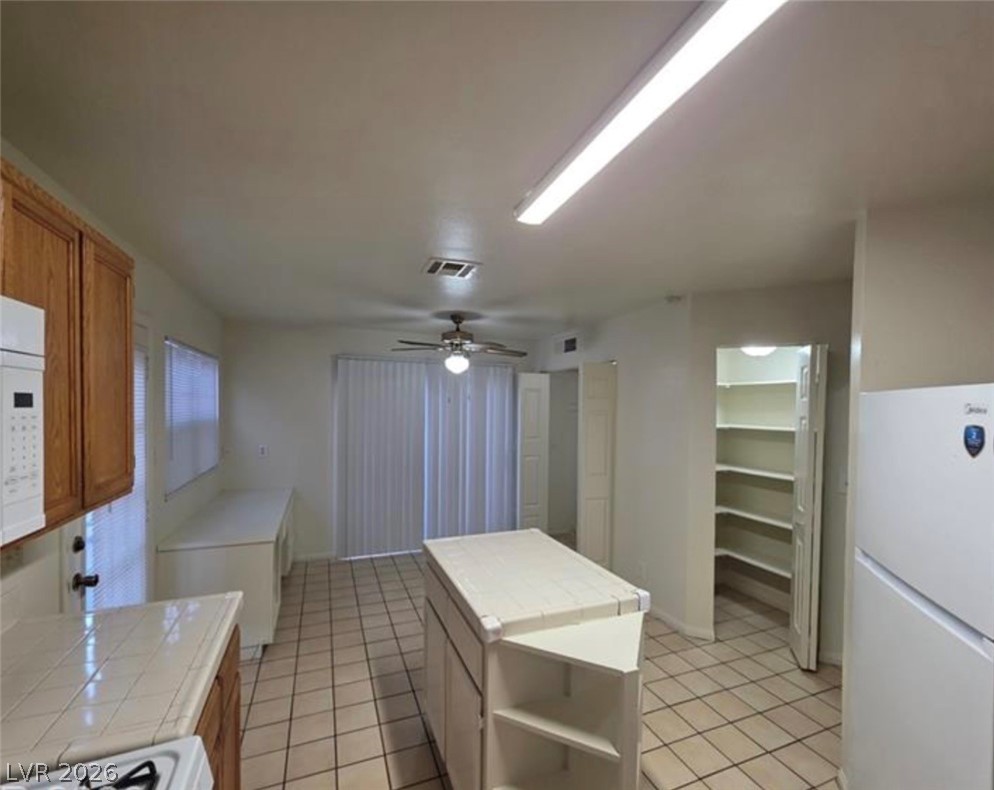 6561 Avon Court Property Photo 14