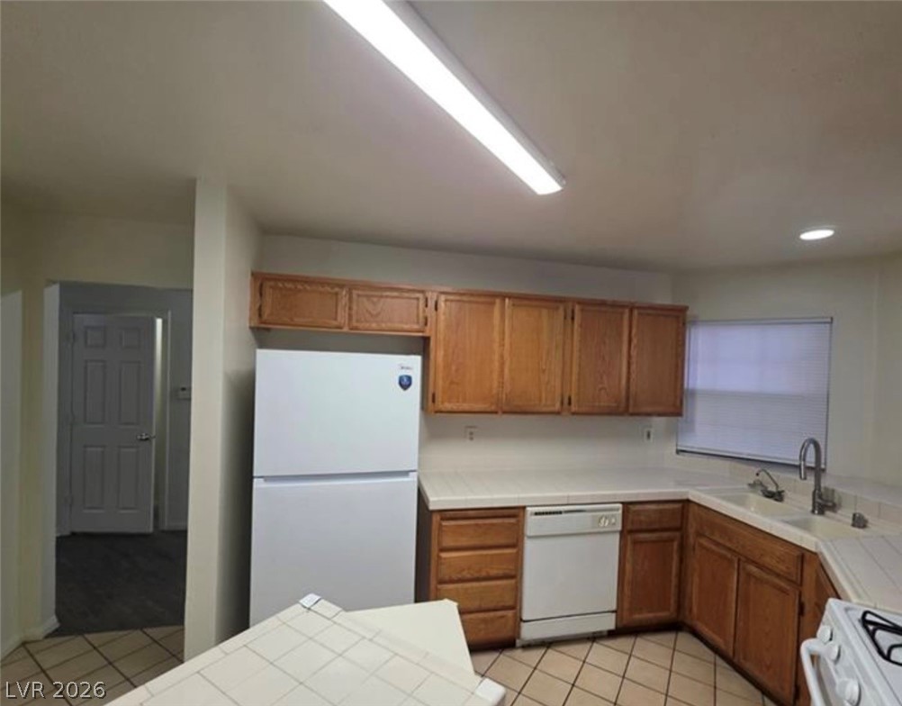 6561 Avon Court Property Photo 15
