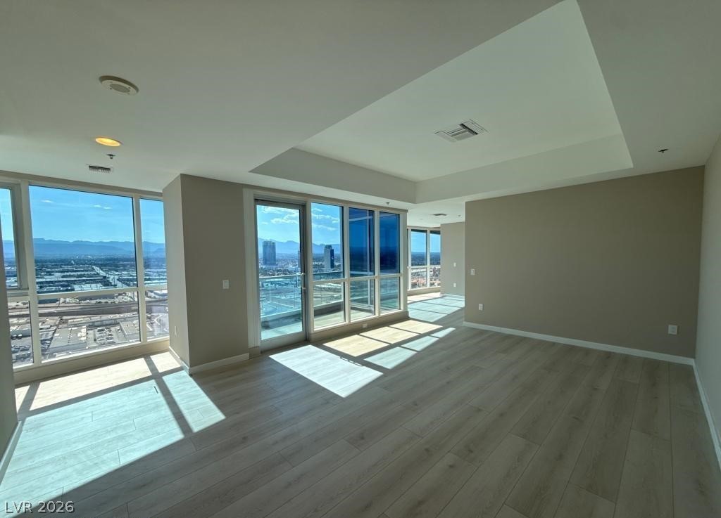 4525 Dean Martin Drive 2704 Property Photo 10
