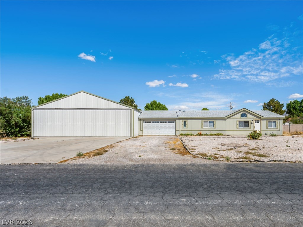 808 Skyhawk Avenue Property Photo 4