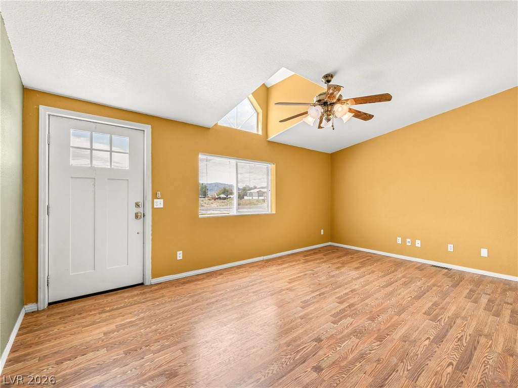 808 Skyhawk Avenue Property Photo 8