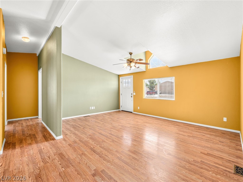 808 Skyhawk Avenue Property Photo 10
