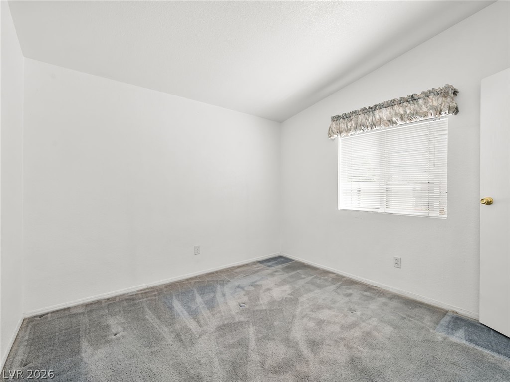 808 Skyhawk Avenue Property Photo 14