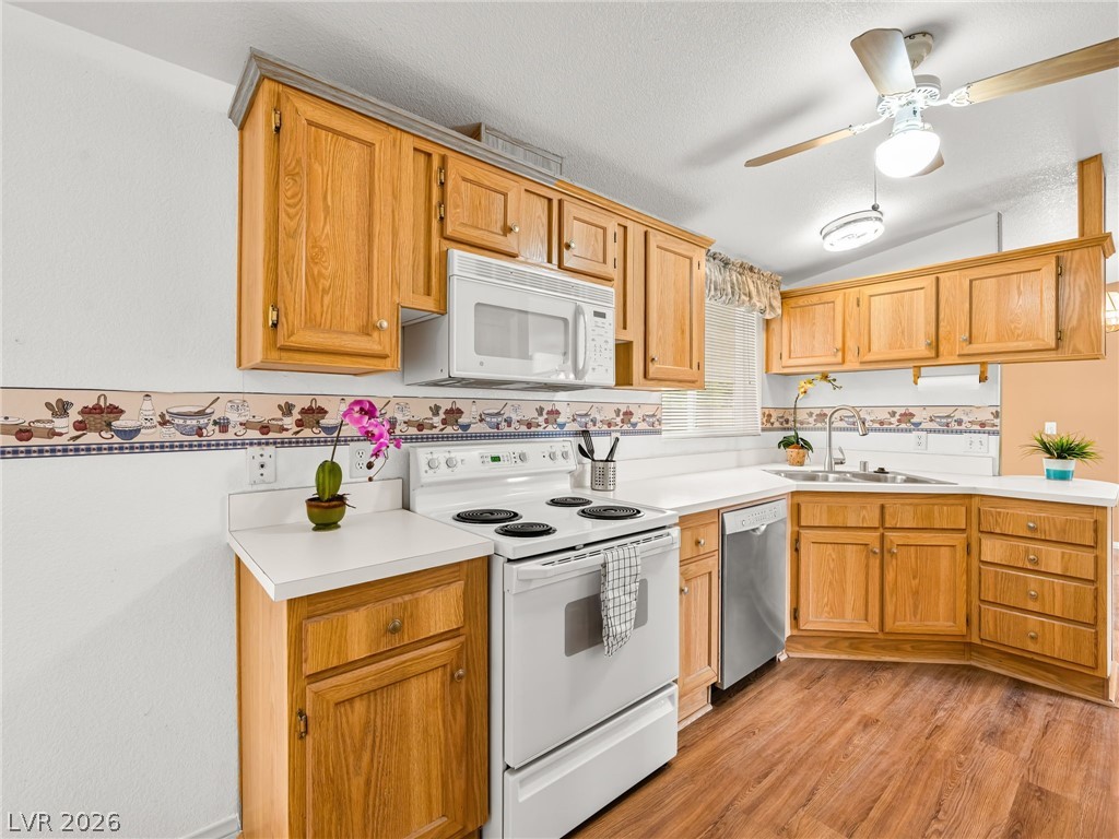 808 Skyhawk Avenue Property Photo 28