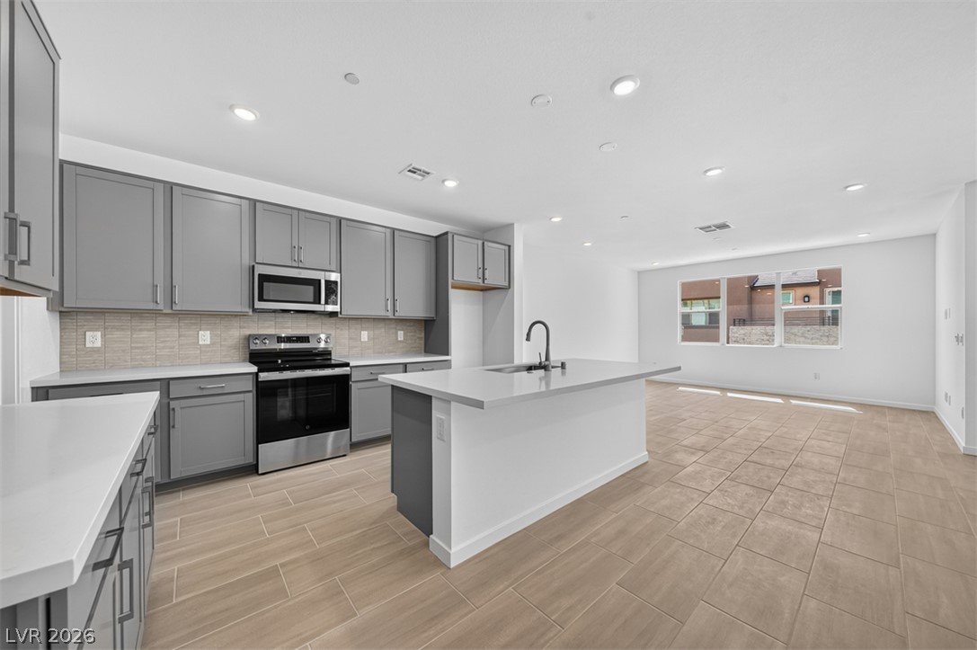 1530 Hopeful Lark Lane Property Photo 8