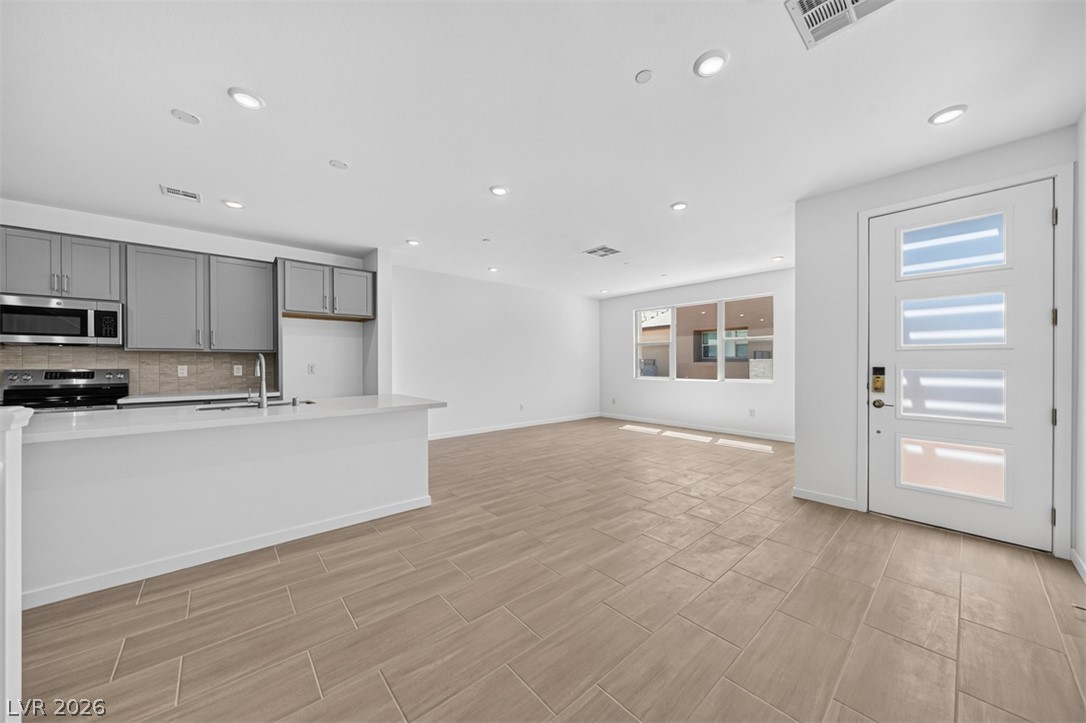 1530 Hopeful Lark Lane Property Photo 11