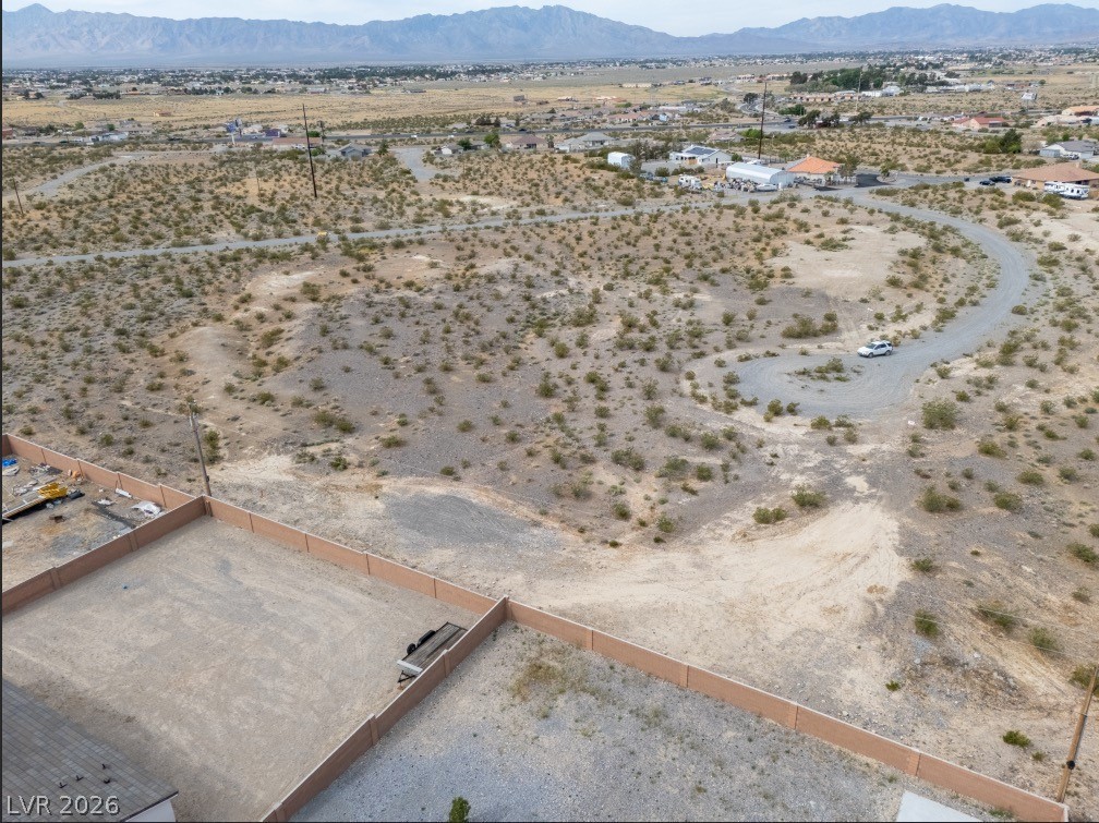 2910 East Pima Lane Property Photo 4