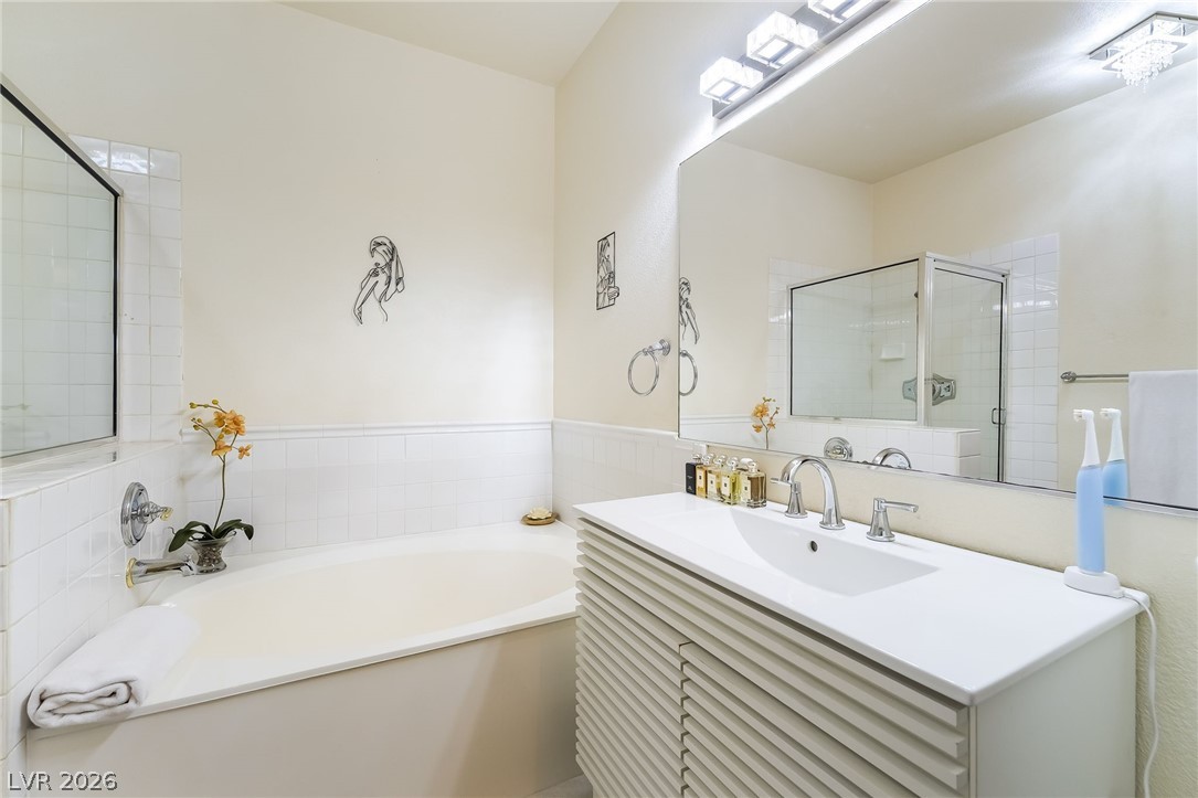 2050 West Warm Springs Road 224 Property Photo 31