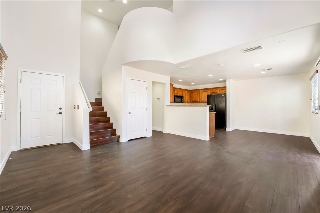 7858 Windhamridge Drive Property Photo 4