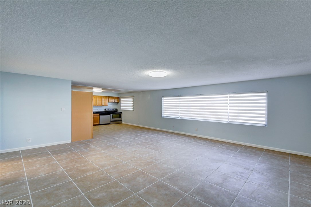 1700 Rexford Drive 104 Property Photo 29