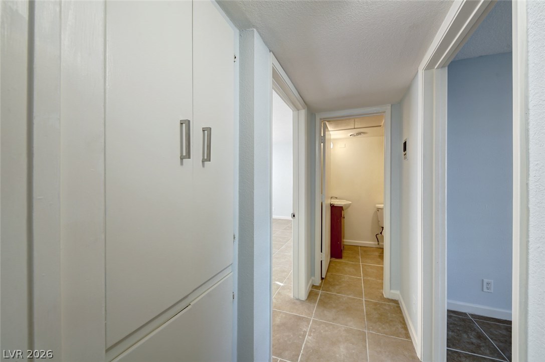 1700 Rexford Drive 104 Property Photo 45