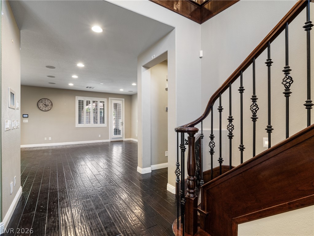 12113 El Portico Court Property Photo 9