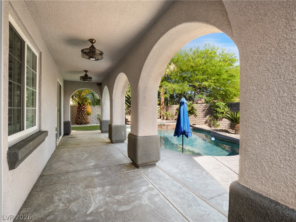 12113 El Portico Court Property Photo 74