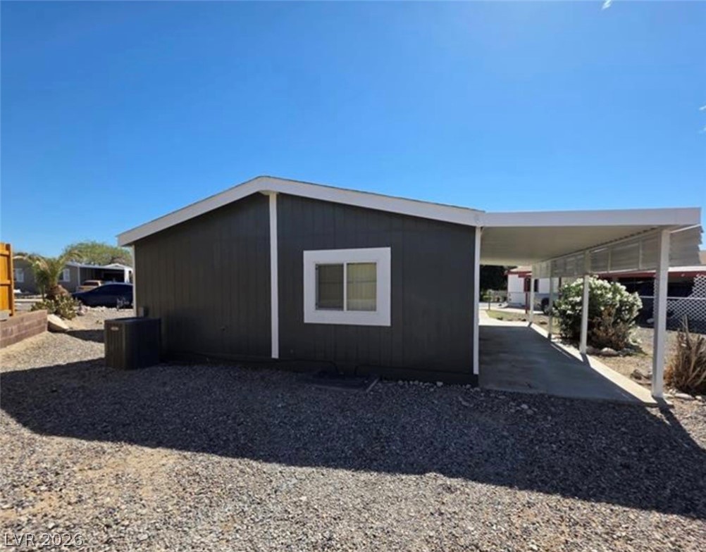 3253 Calanda Street Property Photo 5