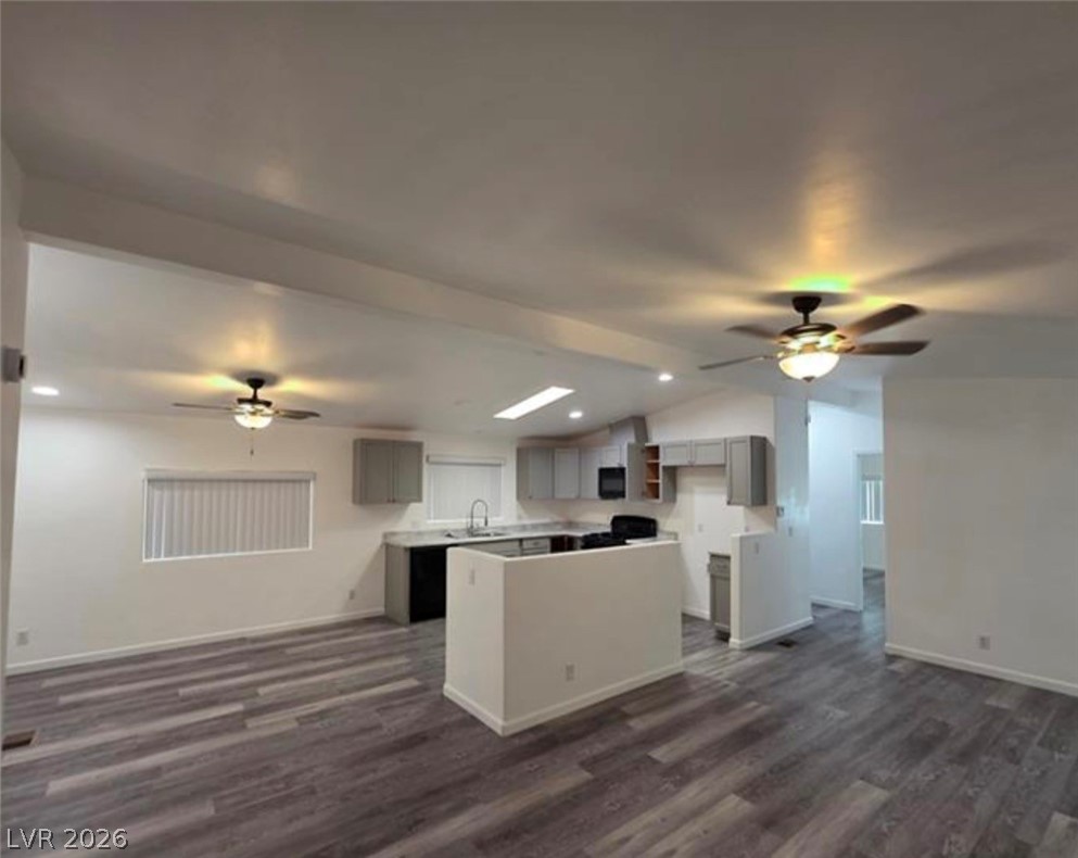 3253 Calanda Street Property Photo 10