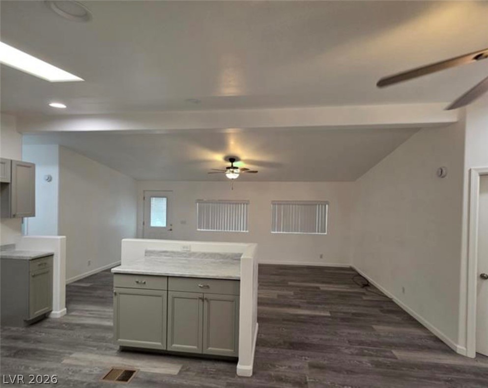 3253 Calanda Street Property Photo 13