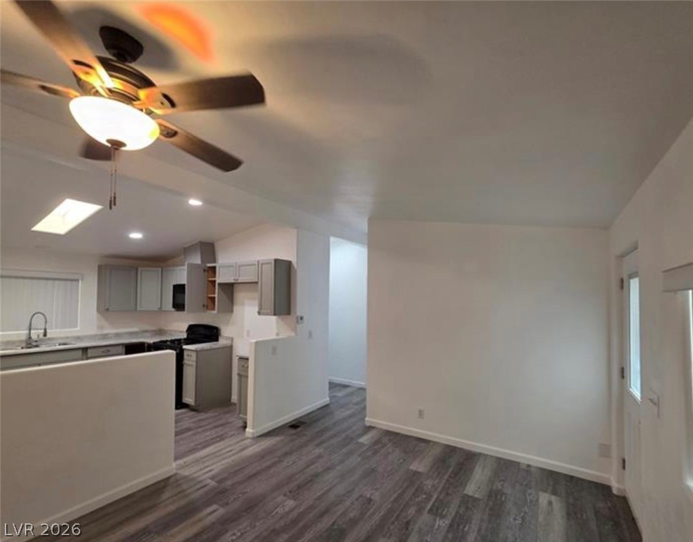 3253 Calanda Street Property Photo 15