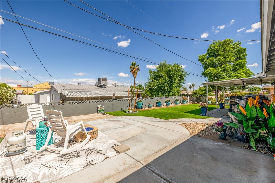 5204 Holmby Avenue Property Photo 29
