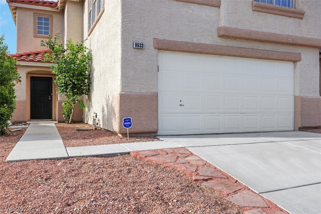 8633 Majestic Pine Avenue Property Photo 4