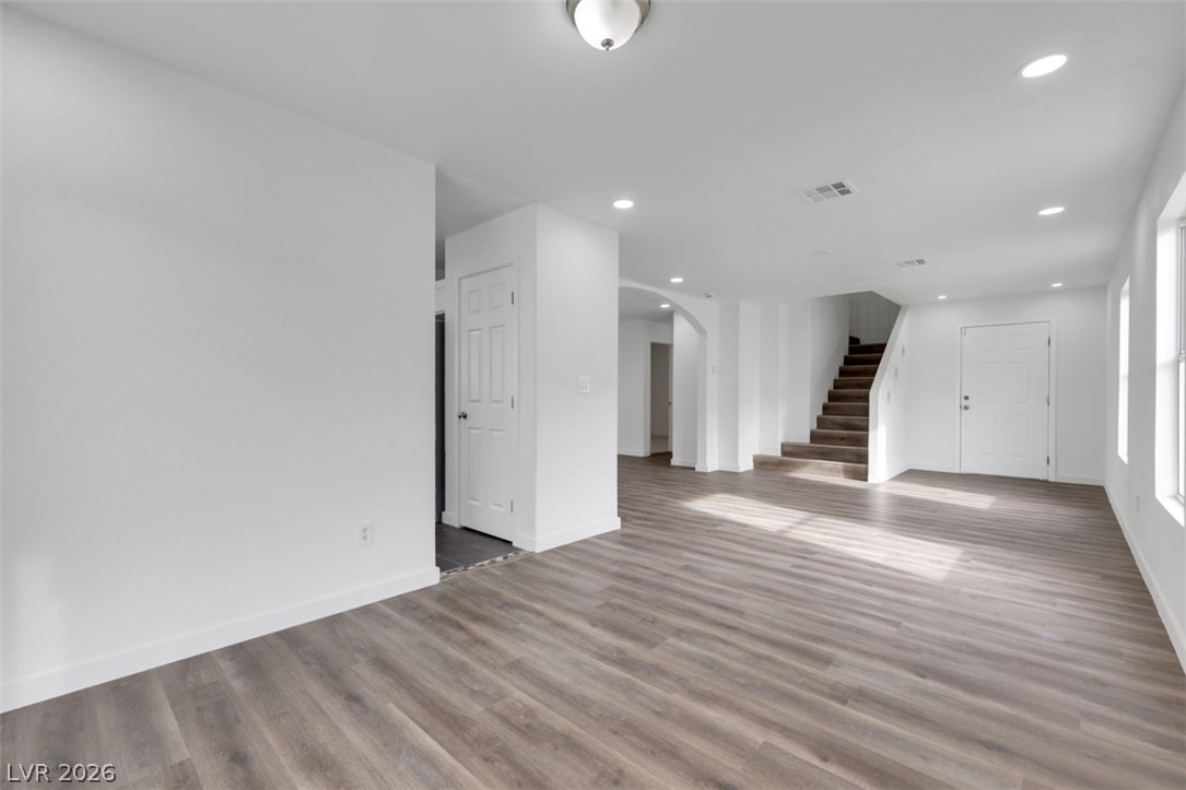 8633 Majestic Pine Avenue Property Photo 12