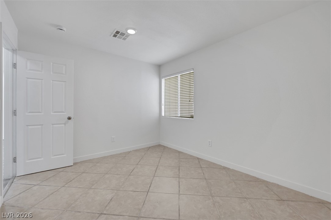 8633 Majestic Pine Avenue Property Photo 26