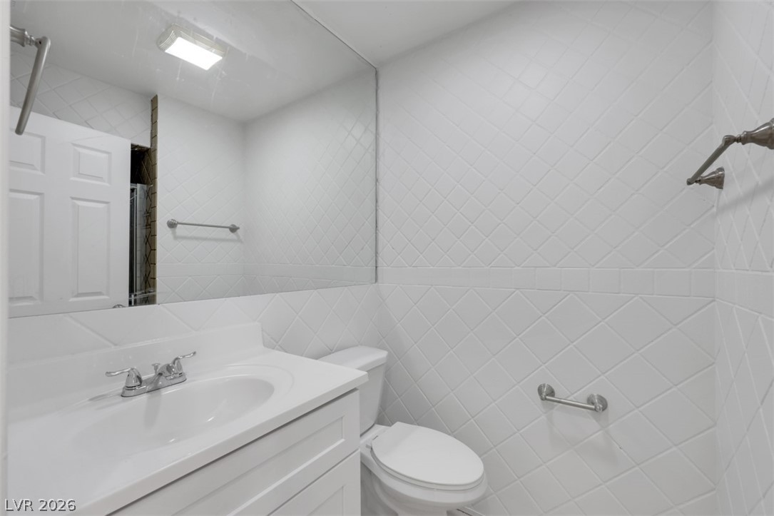 8633 Majestic Pine Avenue Property Photo 27